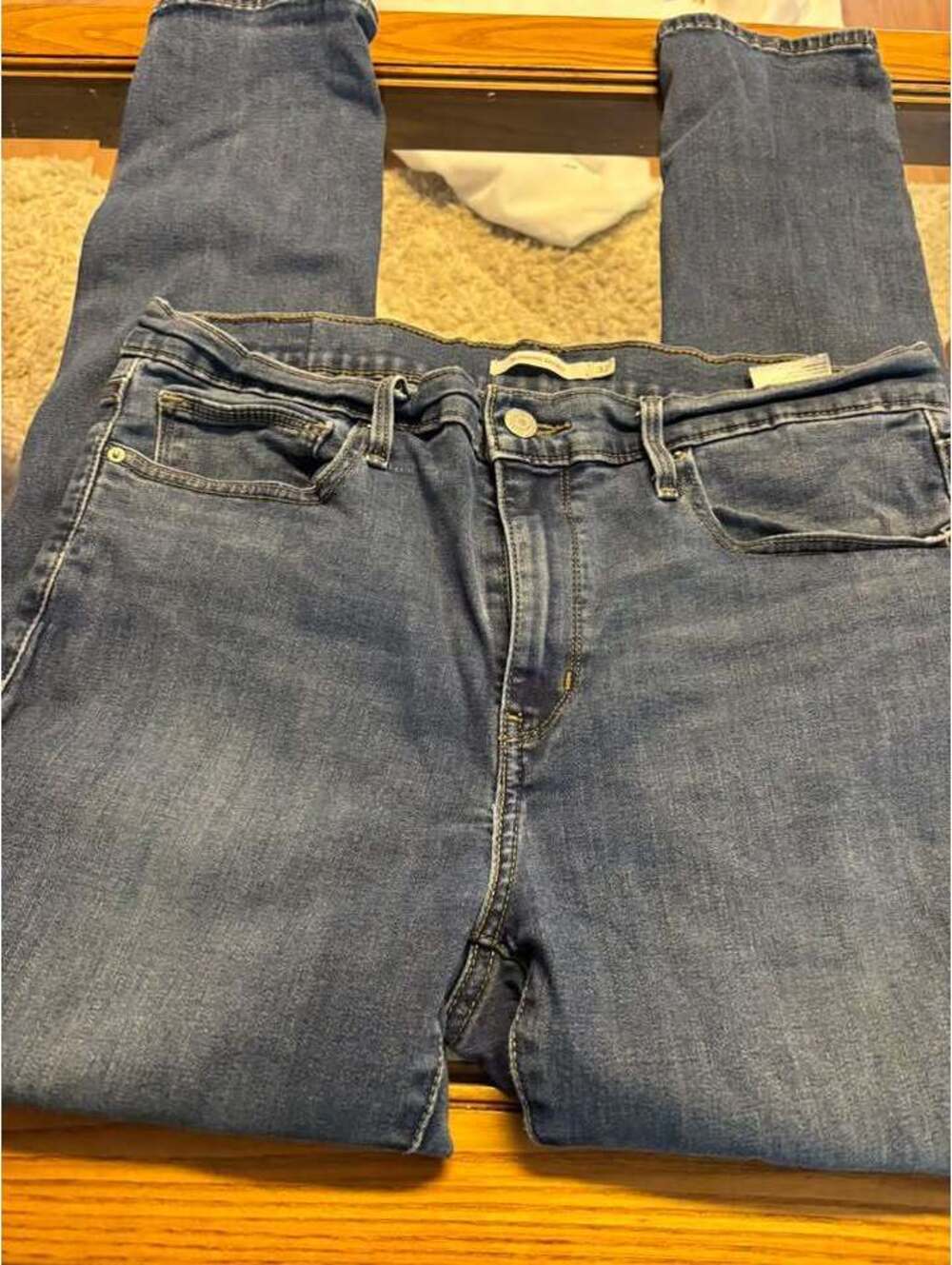 Levi's Slimming Skinny Jeans Size 32